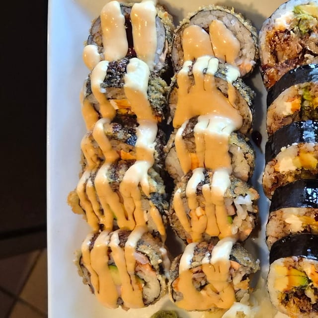 House Special Roll.